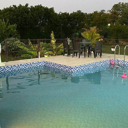The Singh Farm Cosy Private Pool Farm Villa Gurgaon Buitenkant foto
