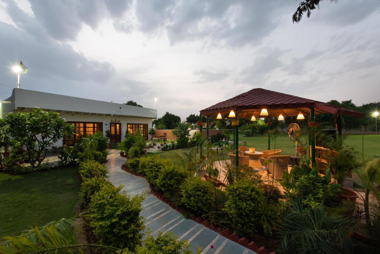 The Singh Farm Cosy Private Pool Farm Villa Gurgaon Buitenkant foto
