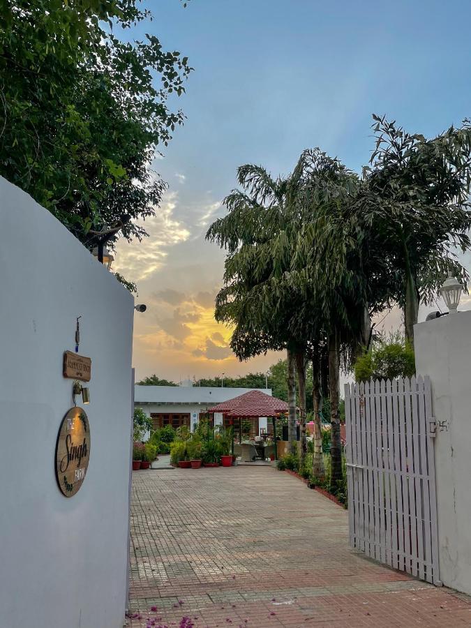 The Singh Farm Cosy Private Pool Farm Villa Gurgaon Buitenkant foto