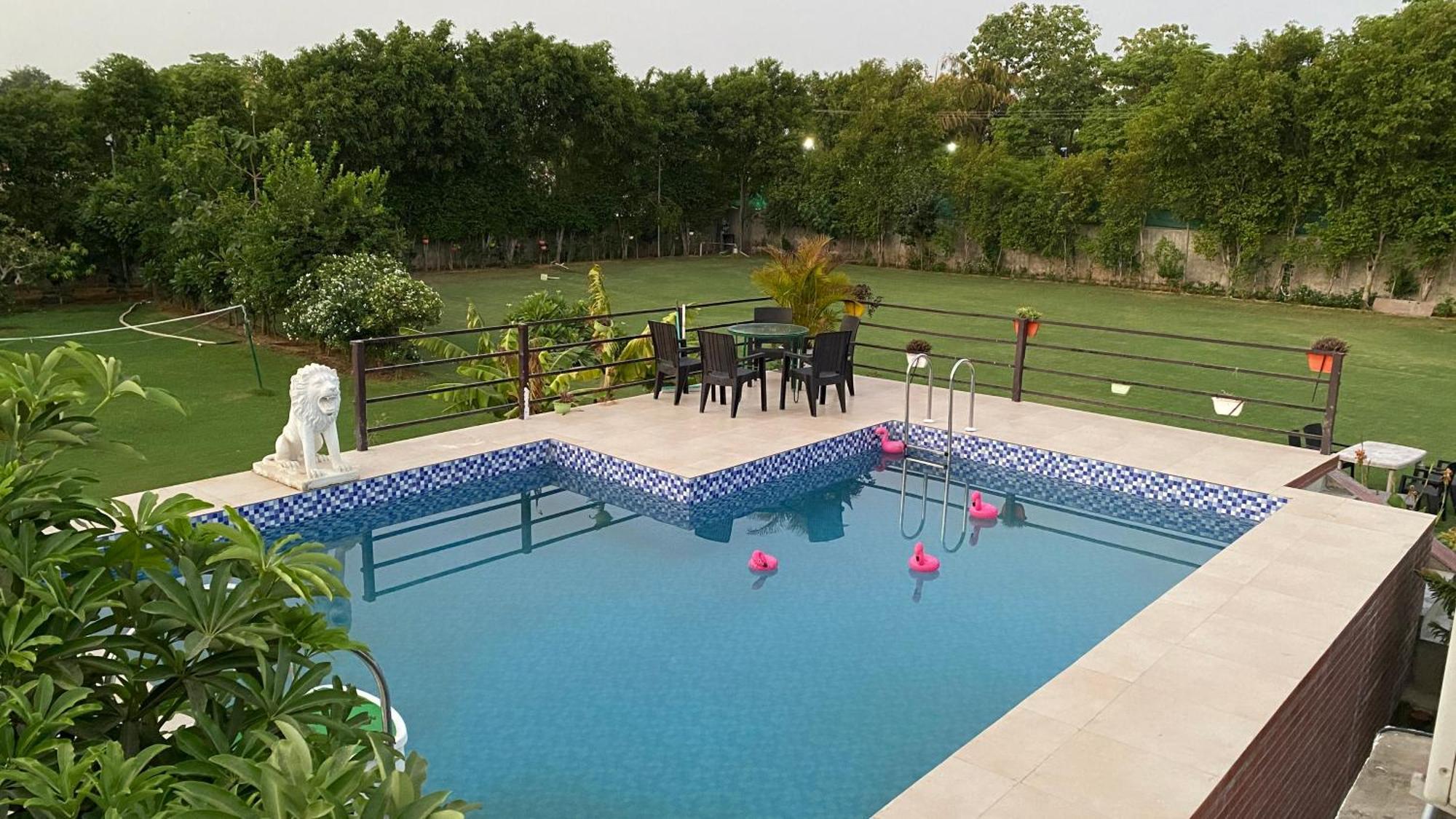 The Singh Farm Cosy Private Pool Farm Villa Gurgaon Buitenkant foto